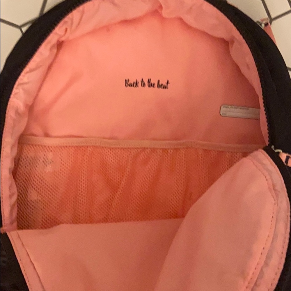 Ivivva backpack - Picture 3 of 5